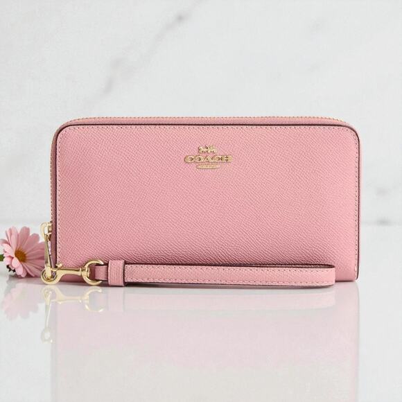 Coach Long Zip Around Wallet in Light Blush Pink Leather C3441 - Picture 1 of 3